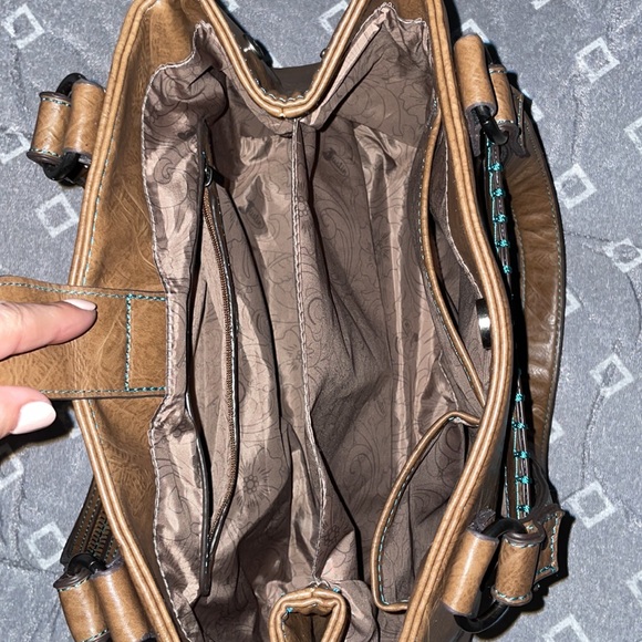 Beautiful Justin Purse with Turquoise Accents - Picture 5 of 8